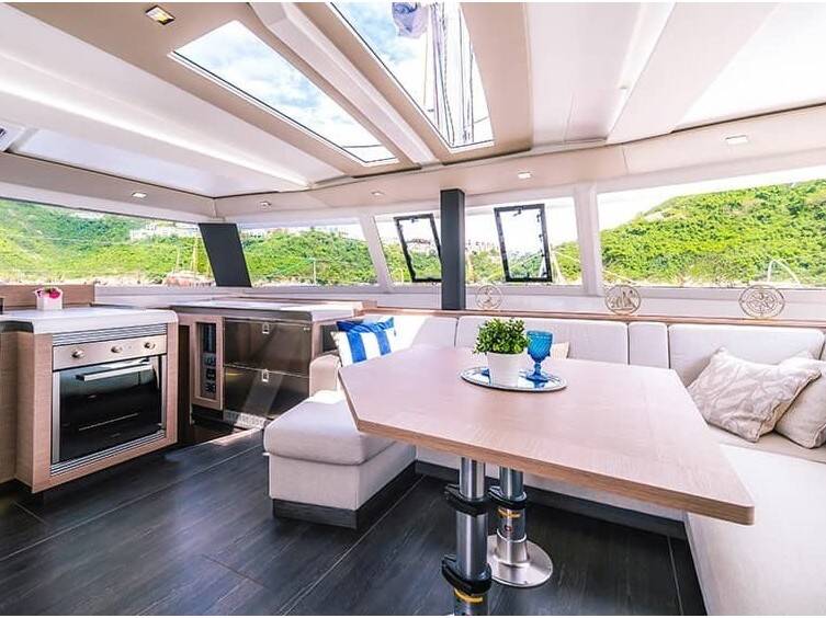 Tanna 47 Quintet Nerida | A/C, Generator, Watermaker, TV, Dishwasher, Washing Machine, Radar