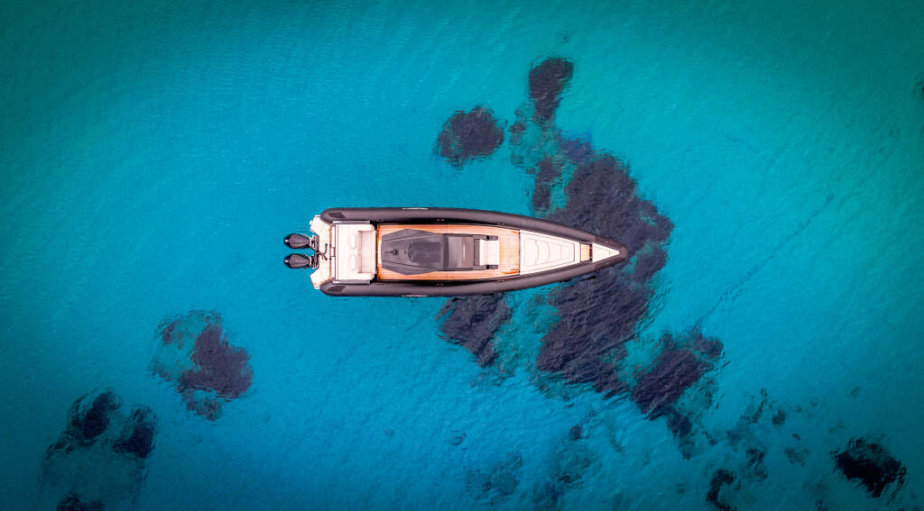 Technohull 38 Grand Sport SEADUCTION