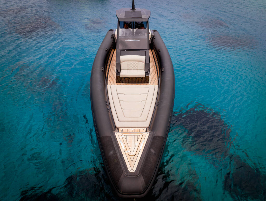 Technohull 38 Grand Sport SEADUCTION