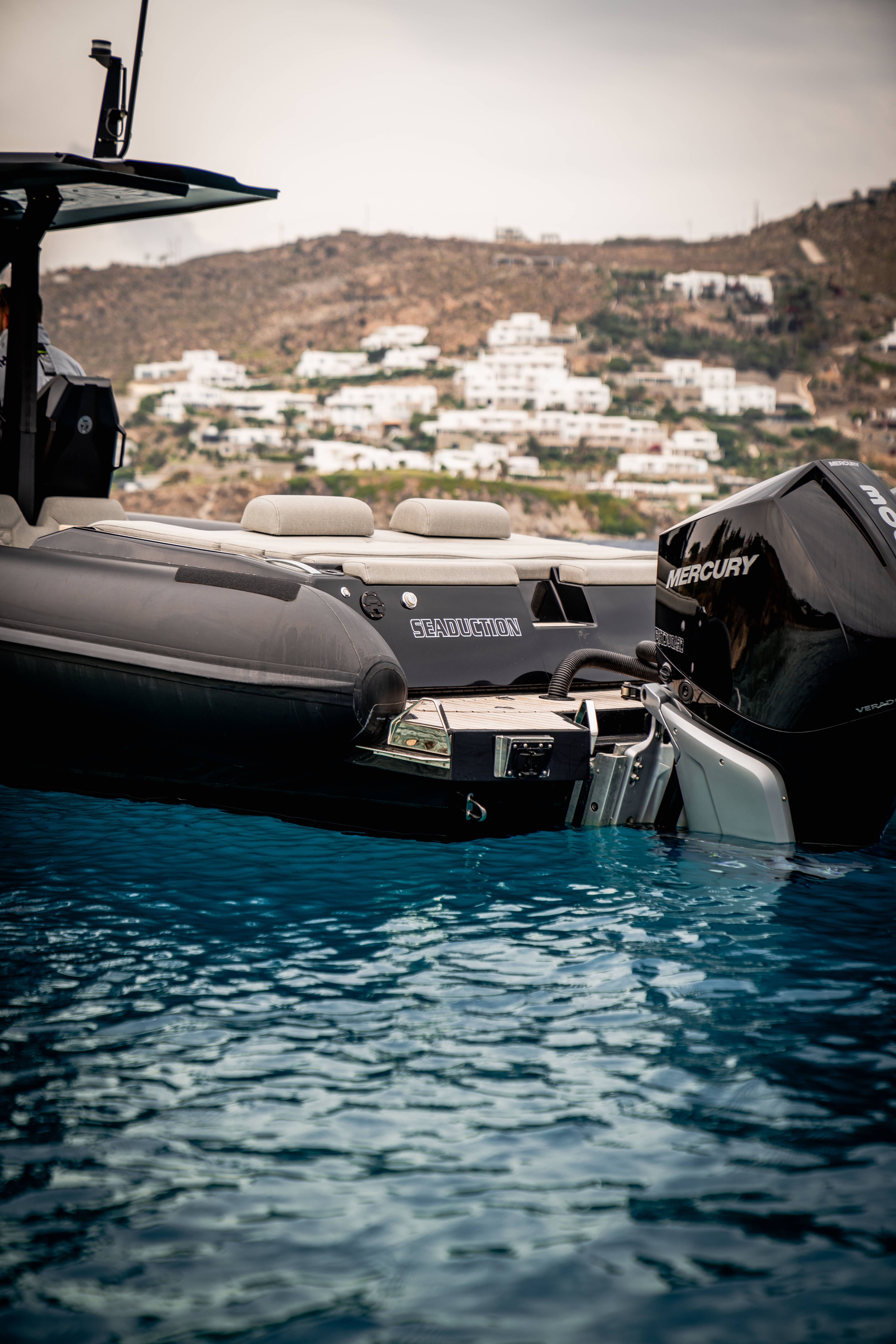 Technohull 38 Grand Sport SEADUCTION