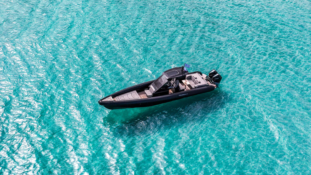 Technohull 38 Grand Sport SEADUCTION