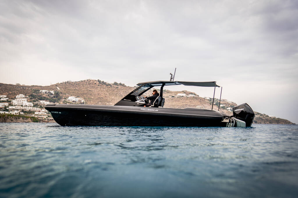 Technohull 38 Grand Sport SEADUCTION