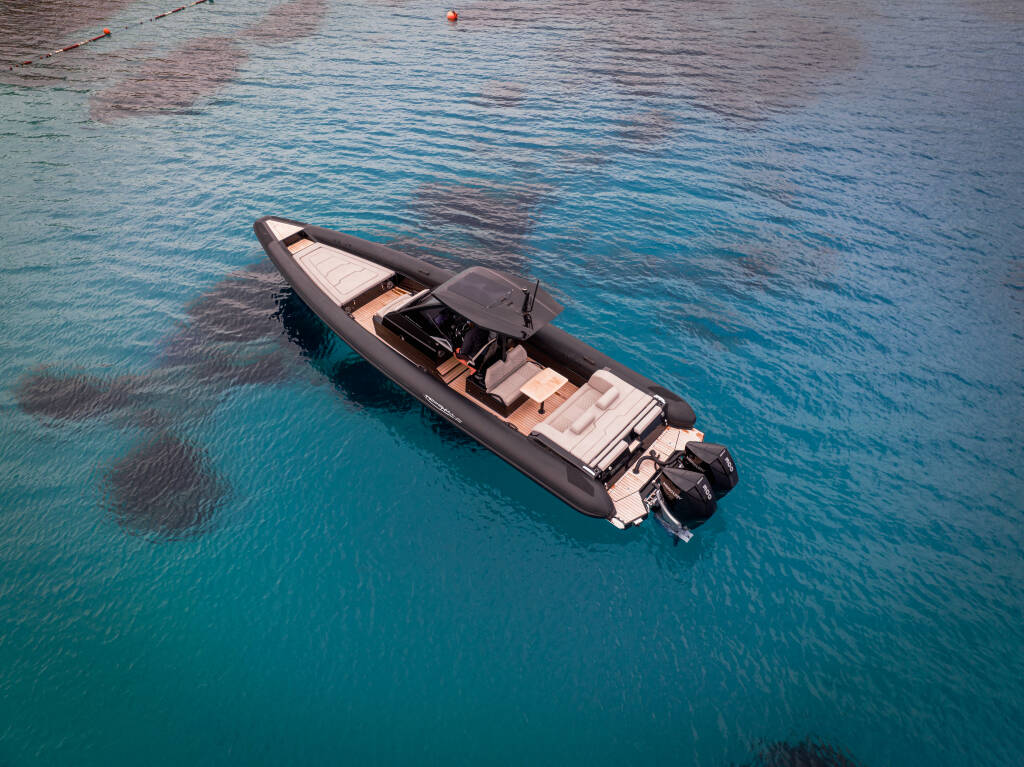 Technohull 38 Grand Sport SEADUCTION