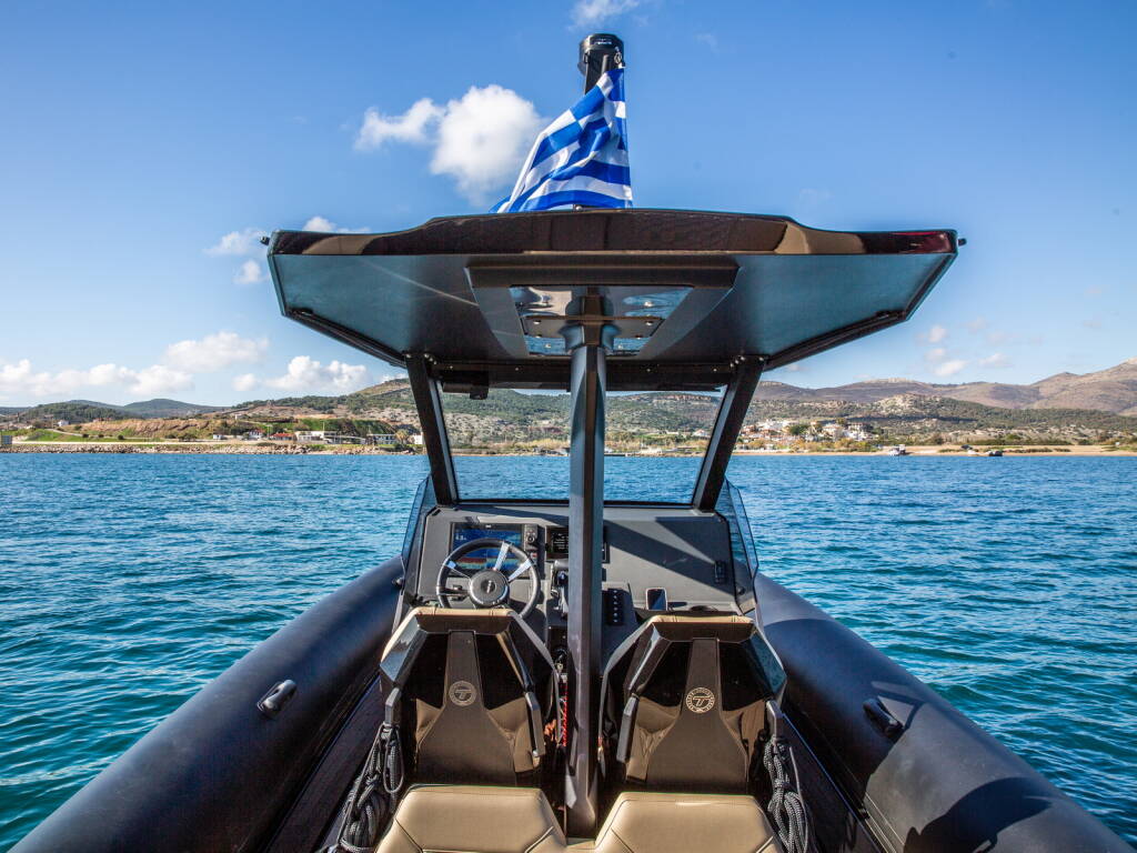 Technohull 38 Grand Sport Thyella
