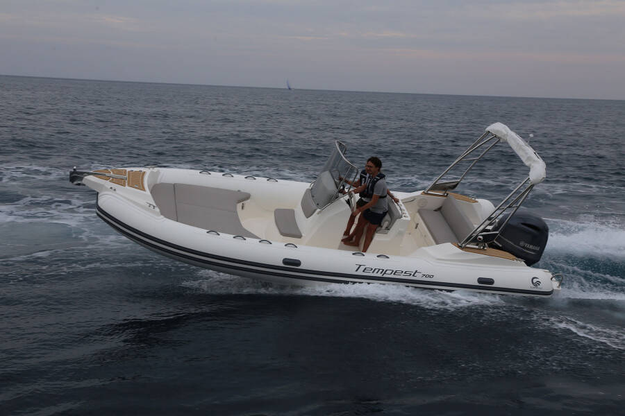 Tempest 700 Open • NN