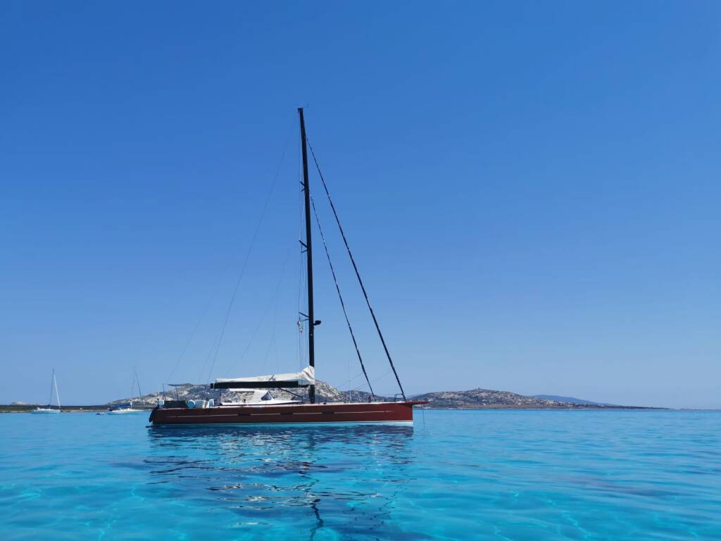 Vismara V71 Red Carpet