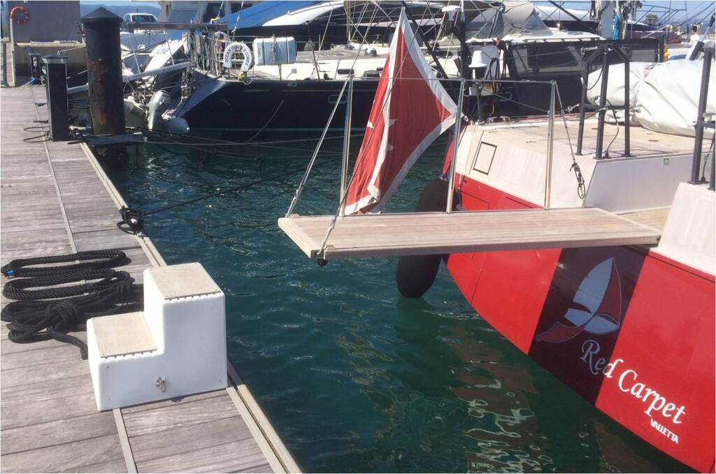 Vismara V71 Red Carpet