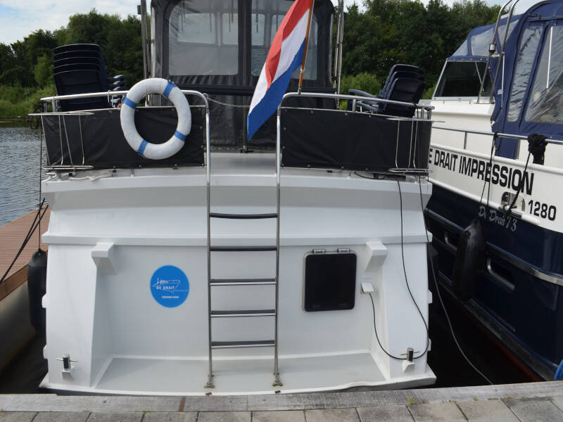 Vri-Jon Contessa 1370 Silver Lady