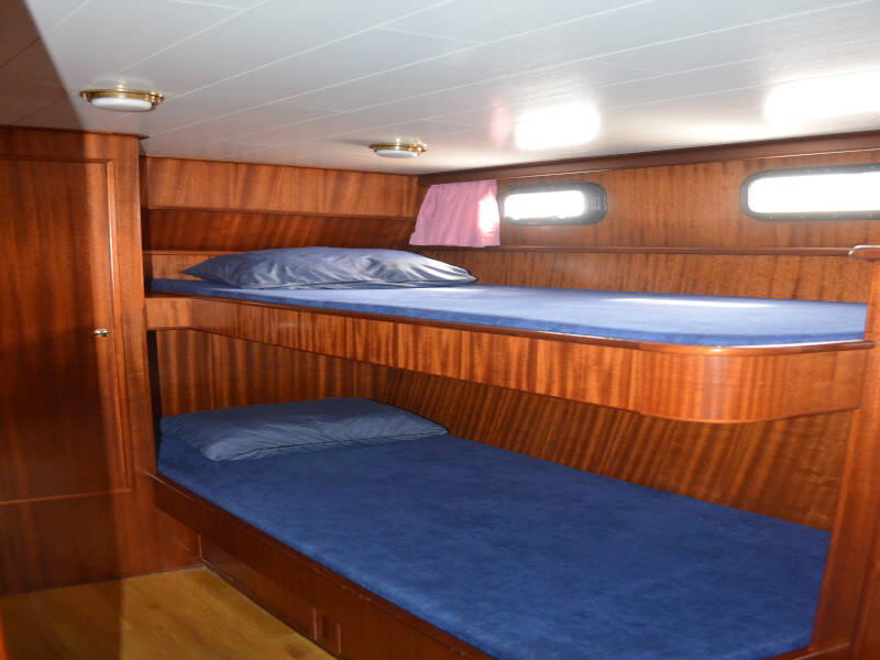 Vri-Jon Contessa 1370 Silver Lady