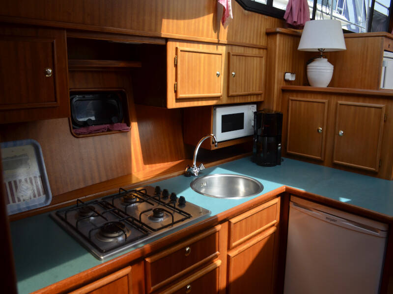 Vri-Jon Contessa 1370 Silver Lady